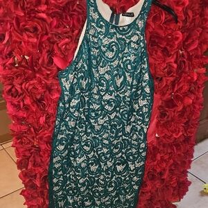 VENUS NWOT Teal Green Sequined Lined Formal Dress Size 14